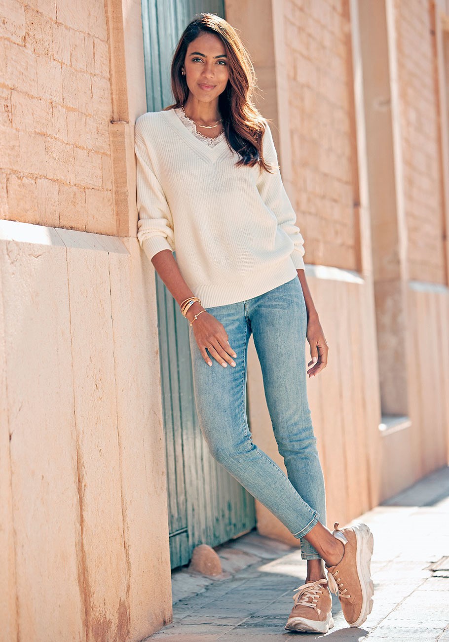 v neck sweater cream