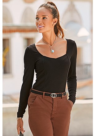 Square Neckline Long Sleeve Top product image (F05026.BK.1G)