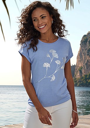 Metallic Graphic Print T-Shirt product image (X34906.LB.2)