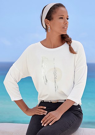 Metallic Graphic Print 3/4 Sleeve Top product image (X34920.WHBE.1)