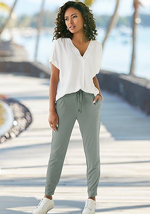 Cropped Pull On Pants product image (X38491.JD.1)