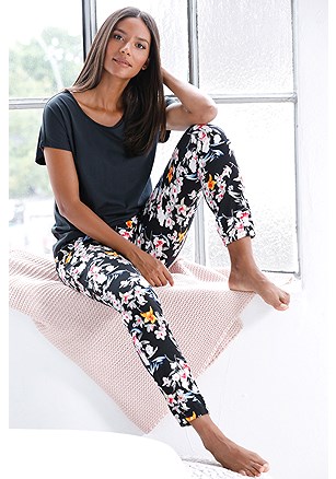 Floral Pajama Set product image (X39055.BK_1)